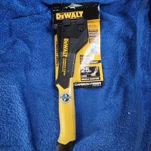 Dewalt front loading stapler